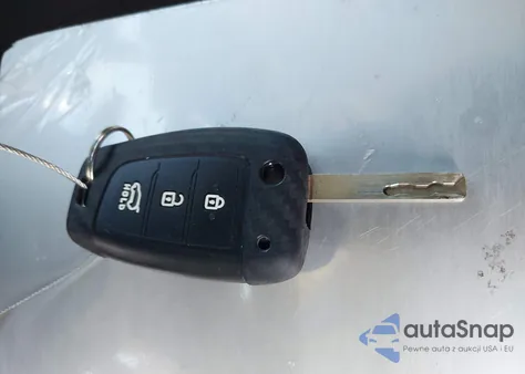 2022 Hyundai Venue Se from USA, damaged, VIN KMHRB8A35NU198756